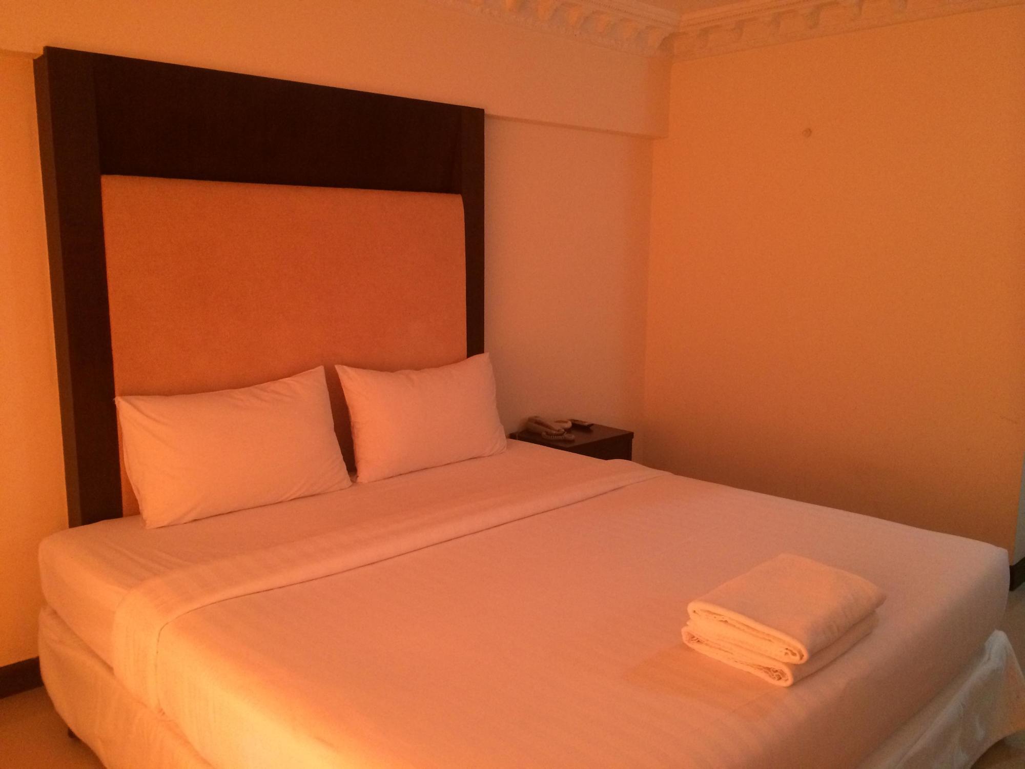בנגקוק Romance Hotel Sukhumvit 97 מראה חיצוני תמונה